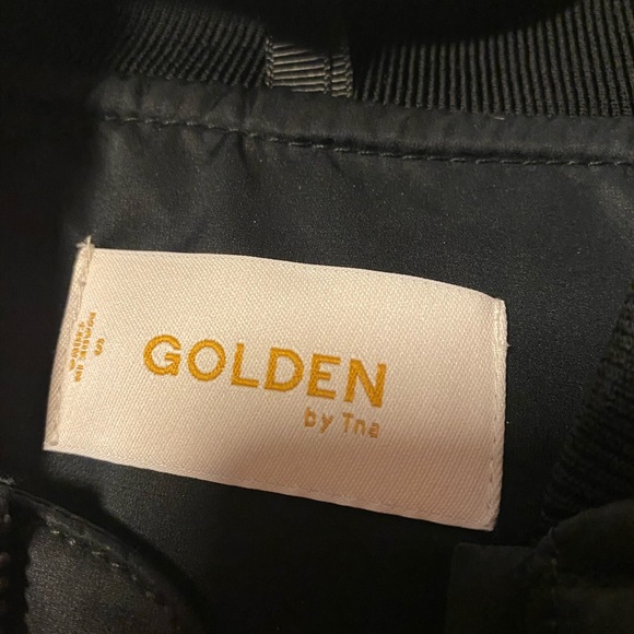 Aritiza bomber jacket - Picture 3 of 3